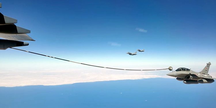 Egyptian Rafale aircraft refueled in mid-air by a Chinese YU-20 tanker.