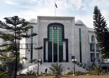 Federal Constitutional Court issues key guidelines for Pakistani courts regarding child custody cases.