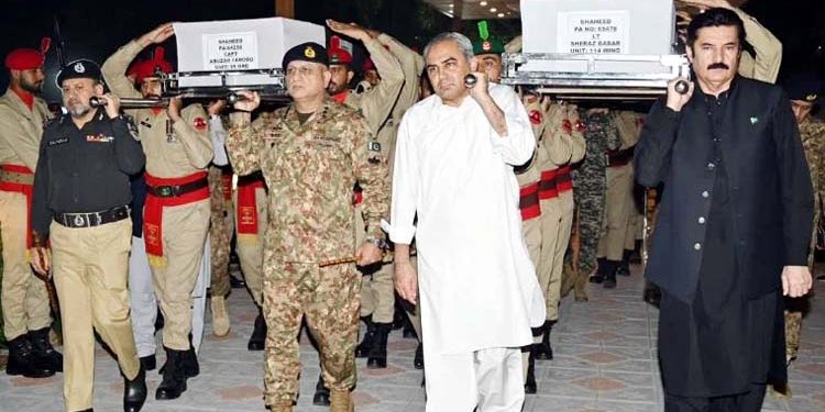 Funeral prayers of 6 Pakistan Army soldiers martyred in Hangu held in Peshawar