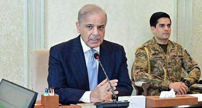خیبرپختونخوا میں گورنر راج یا ایمرجنسی؟ وزیراعظم کی زیرصدارت اہم اجلاس میں مشاورت