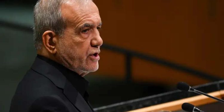 ایران فوجی طاقت کے دباؤ میں ہتھیار نہیں ڈالے گا، ایرانی صدر کا جنرل اسمبلی سے خطاب