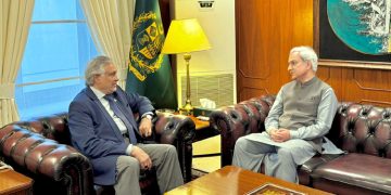 Ishaq Dar holds farewell meeting with Ambassador Tahir Andrabi; pays tribute to his services.