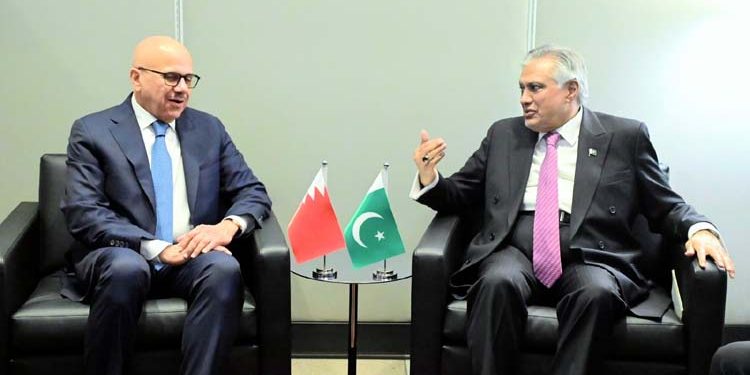 Ishaq Dar meets Bahraini counterpart, agrees to further strengthen bilateral cooperation
