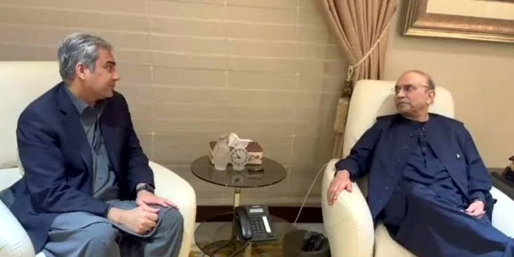 Mohsin Naqvi holds important meeting with President Zardari in London.