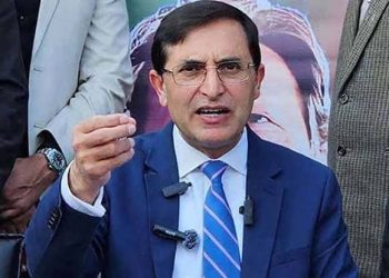 اپوزیشن لیڈرز کو پارٹی فیصلوں پر اعتمادمیں لیا،بیرسٹر گوہر