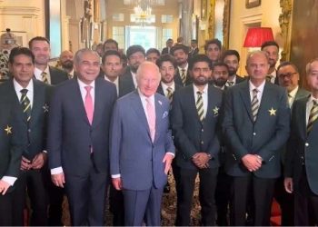 پاکستانی کرکٹ ٹیم کی شاہ چارلس سے ملاقات