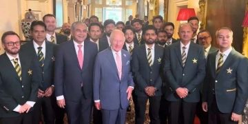 پاکستانی کرکٹ ٹیم کی شاہ چارلس سے ملاقات