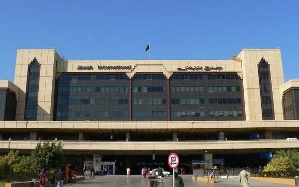 کراچی اور لاہور ایئرپورٹس پر 10 ارب روپے سے جدید فضائی ٹریفک نظام نصب کرنے کا منصوبہ