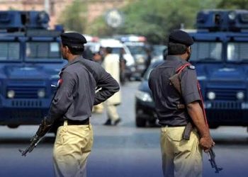 Police encounter in Karachi, one terrorist killed