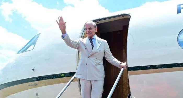 وزیراعظم شہباز شریف لندن سے پاکستان روانہ