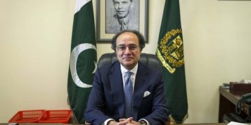 احتجاج اور دھرنوں سے معیشت کو یومیہ 120 ارب روپے نقصان کا خدشہ ہے، وزیر خزانہ