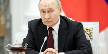 Russia stands with Iran; we will not heed US sanctions Putin.