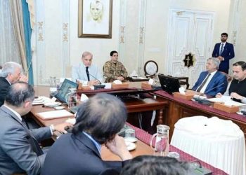 تجارت کے فروغ اور کاروباری سرگرمیوں میں آسانی پیدا کرنا اولین ترجیحات ہیں، وزیراعظم