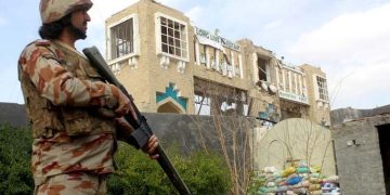 Security threat in Peshawar Civil Secretariat evacuated; entry to Police Lines also barred.