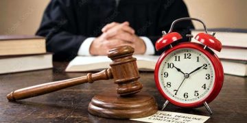 Stopwatch installed in the Federal Constitutional Court; each lawyer allowed 10 minutes for arguments.