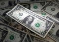The US dollar weakened for the second consecutive month; the dollar index fell by 0.9 percent in August.