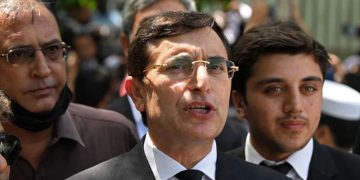 بانی پی ٹی آئی کی بہنوں کی گرفتاری بدترین سیاسی انتقام ہے،بیرسٹر گوہر