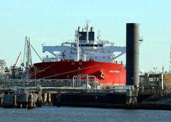 US gains control over $65 billion worth of Venezuelan oil; 100-year concession agreement signed.