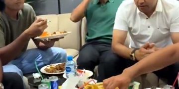 Video of national cricketers eating during domestic cricket goes viral; questions raised about fitness.