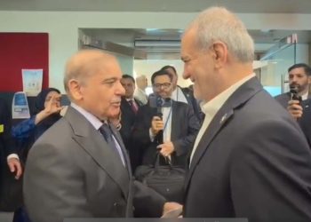وزیراعظم کی نیویارک میں ایرانی صدر مسعود پزشکیان سے ملاقات