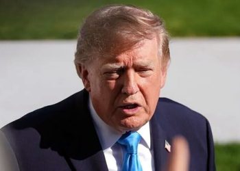 A war with Iran would end quickly, and oil prices would plummet, says Trump.