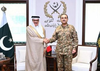 بحرین کے وزیر خارجہ کی جی ایچ کیو آمد، فیلڈ مارشل عاصم منیر سے ملاقات