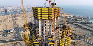 Burj Khalifa's reign ends; Jeddah Tower reaches 118 floors.