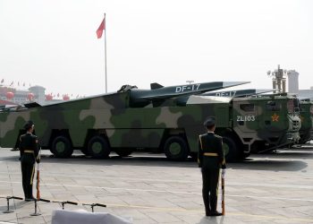 Challenging China's defense system US plans to develop a low-cost hypersonic missile.
