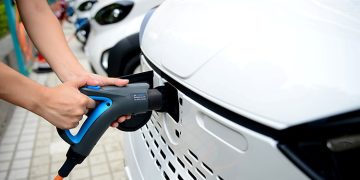Electric vehicle charging is set to become faster; China has introduced a new technology.