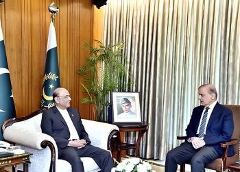 Emergency or Governor's Rule in Khyber Pakhtunkhwa A crucial meeting is expected at the Presidency at 5 PM.