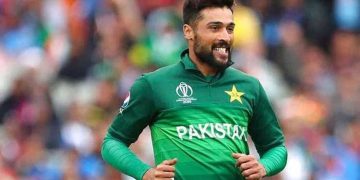 Former fast bowler Mohammad Amir visits the National Cricket Academy