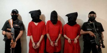 Four terrorists arrested in Karachi; hand grenades recovered.