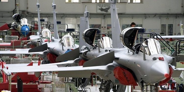 France's pledge to supply 16 Rafale fighter jets to Ukraine—where will the aircraft come from