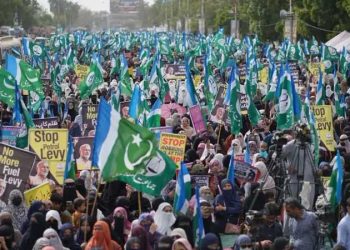 Hearing today on the petition against Jamaat-e-Islami's sit-in on Mall Road, Lahore.