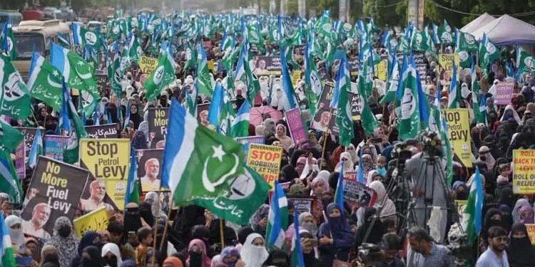 Hearing today on the petition against Jamaat-e-Islami's sit-in on Mall Road, Lahore.