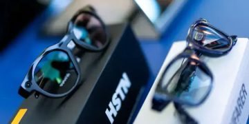 Hidden camera hidden in glasses, causing a stir around the world