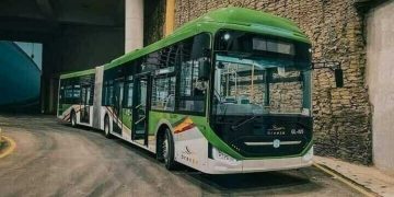 Important announcement for Peshawar BRT passengers NADRA verification of the Zu Card has been made mandatory; the deadline is December 31.