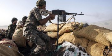 Intense fighting between government forces and Houthi fighters in Yemen; 1,540 Houthis killed in 24 hours.