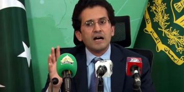 ایل پی جی کی قیمت 400 سے 425 روپے فی کلو ہونی چاہیے، وزیر پیٹرولیم علی پرویز ملک