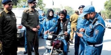 Lahore Decision to register cases instead of challans for serious violations of traffic rules