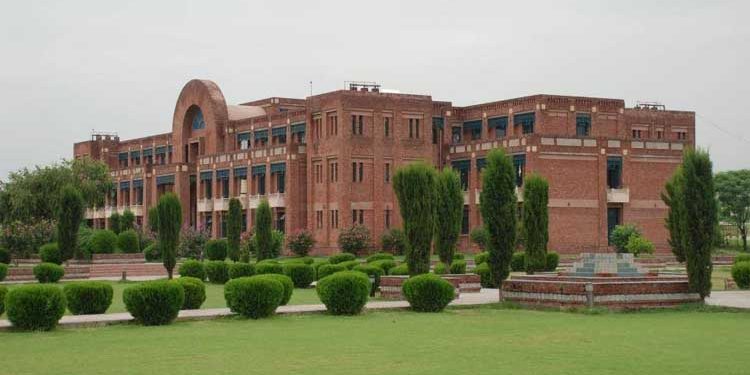 Laiba Ijaz, a student at the International Islamic University in the G-10 area