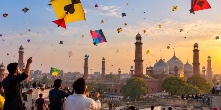 لاہور میں بسنت 2027 کے لیے 12 سے 14 مارچ کی تاریخیں تجویز