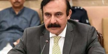 Maulana Fazl-ur-Rehman should support national efforts against terrorism, says Tariq Fazal Chaudhry.