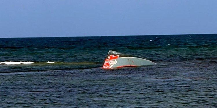 Migrant boat bound for Yemen from Djibouti sinks; 139 dead.