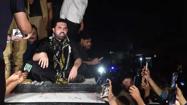 پی ٹی آئی کا لانگ مارچ، آخری مرحلے کے لائحہ عمل میں تبدیلی