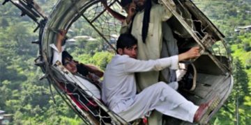 Pakistani documentary 'Hanging by a Thread' in the running for the Oscars.