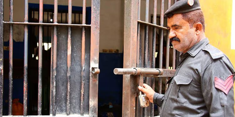Pakistan's prisons are holding prisoners well beyond their capacity. Human Rights Commission report.