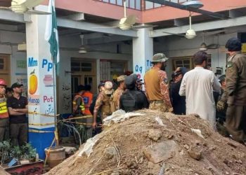 پشاور ،اسکول بلڈنگ سانحہ ،مالک نے بارشوں کو عمارت گرنے کی وجہ قرار دیدیا
