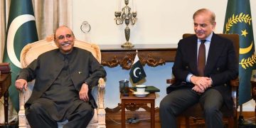 صدر زرداری ،وزیراعظم شہبازشریف کی ملاقات ،خیبر پختونخوا کے حوالےسے مشاورت
