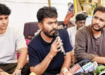 Several leaders, including party chief Abhijit Dapke—who is as insignificant as a cockroach—have been arrested.